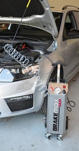 Fékfolyadékcserélő készülék - automata 12V 6 bar - mobil kivitel