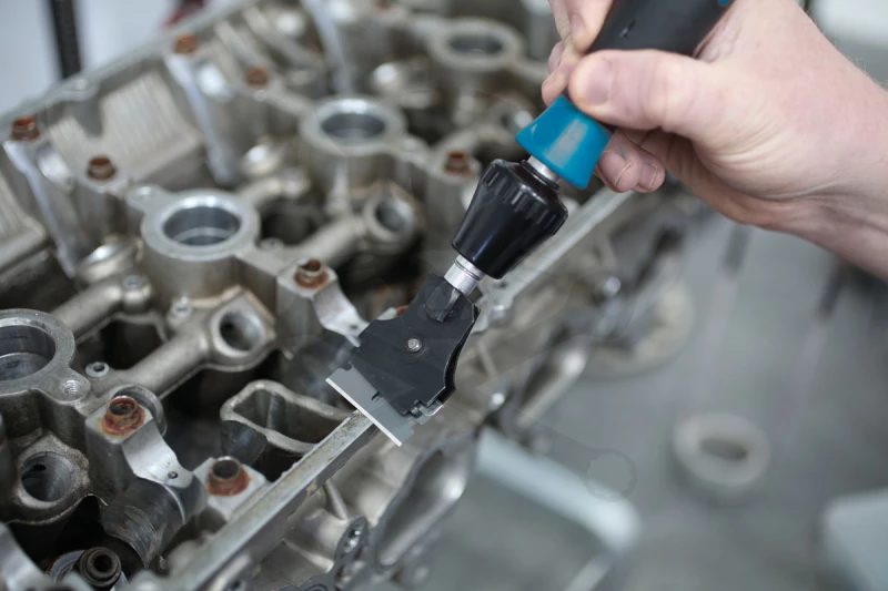 Kaparó - cserélhető pengés  6 db-os készlet 40 mm 2x2 db acél+műanyag