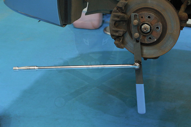 Kerékagy tartó szerszám