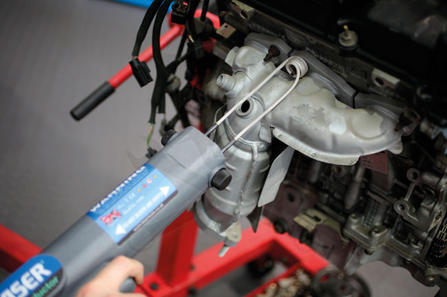 Indukciós melegítő professzionális 3.generációs 1500 W - Laser