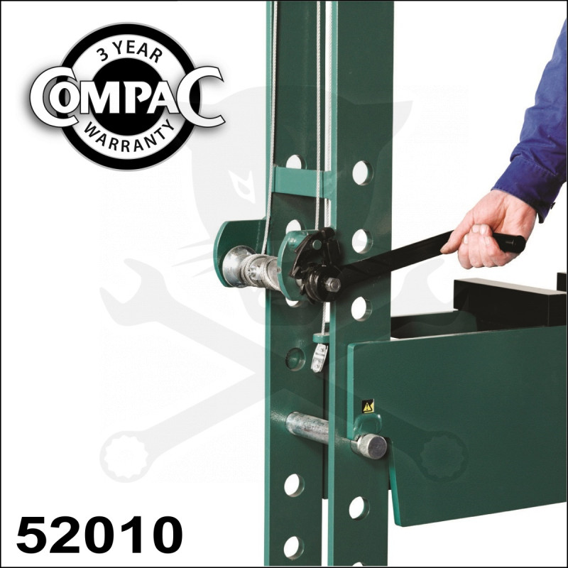 Prés 25 t hidro-pneumatikus lábpedálos - gyors dugattyú - Compac FP 25 G6