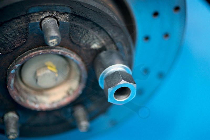 Menetjavító készlet kerékcsavarokhoz külső és belső menetekhez M12 - M14