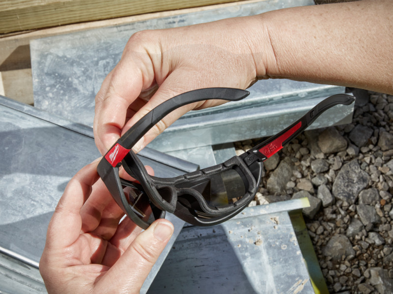 Védőszemüveg - Prémium sötétített lencse Polarizált lencse - Milwau