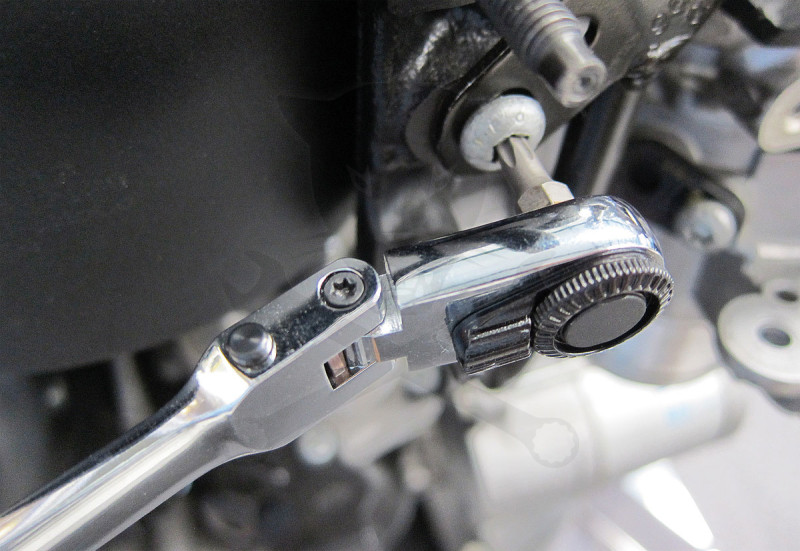 Racsnis hajtószár extra hosszú flexibilis fejjel 1/4" bit+1/4" dugófej