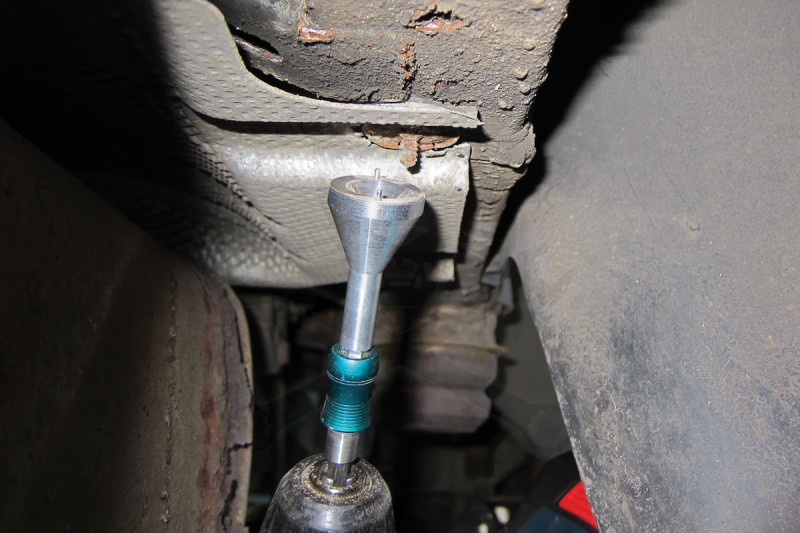 Kerékagy körmös dugókulcs - DAF 12 Ton hátsó teng. -AT18 -