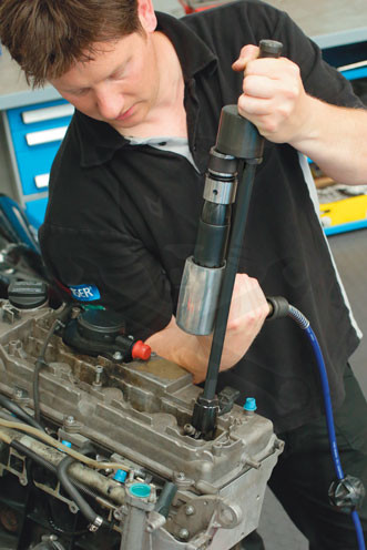 Porlasztó kihúzó készlet- légkalapácsos elvű + adapter készlet