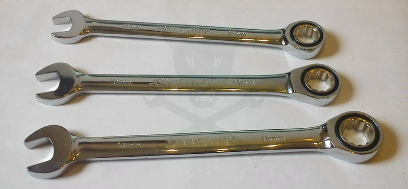 Csillag-villás racsnis 12-es  Jonnesway