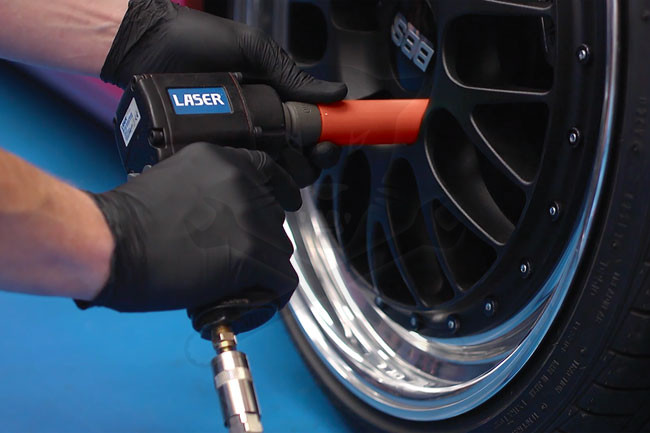 Légkulcsfej alufelnihez 17-es extra hosszú 130 mm