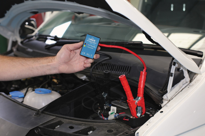 Akku őr 12V - túlfeszültség védelem "Anti-Zap Protector" - Laser