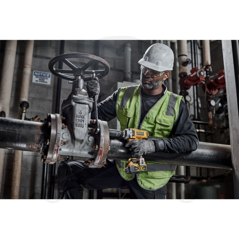 Ütvecsavarozó, akkus 18V  812 Nm 1/2" 2 db 5.0Ah - DeWalt