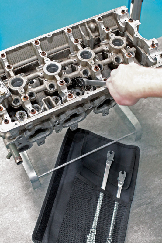 Fékcsőkulcs racsnis, kétoldali csuklós, extra hosszú  3 db-os készlet