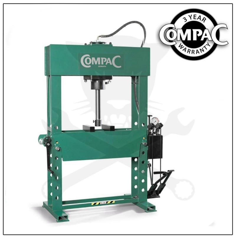 Prés 40 t hidro-pneumatilus lábpedálos - gyors dugattyú - Compac FP 40