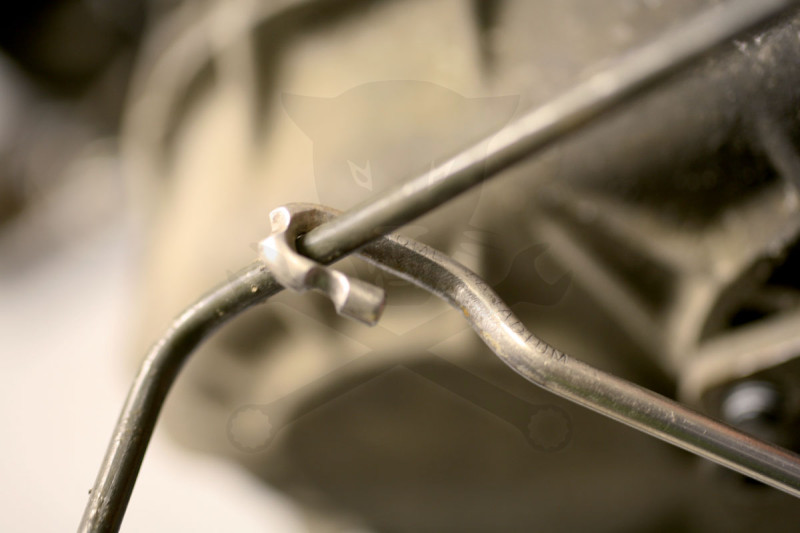 Fékcső tisztító és ellenőrző szerszám - Laser