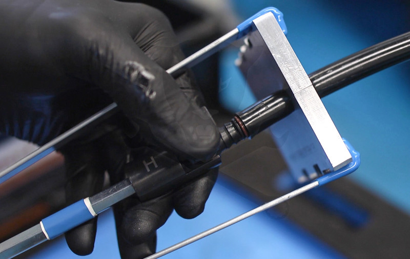 Üzemanyagcső és speciális gyors-csatlakozó szerviz készlet+ PRÉS