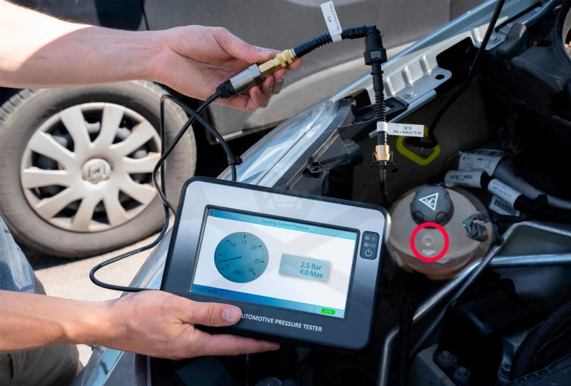 Nyomásteszter PressureDiag-hoz Adapter: Hűtőrendszer nyomásteszthez