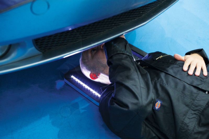 CUMIDESK Evolution - Térdelő szivacs LED világítással