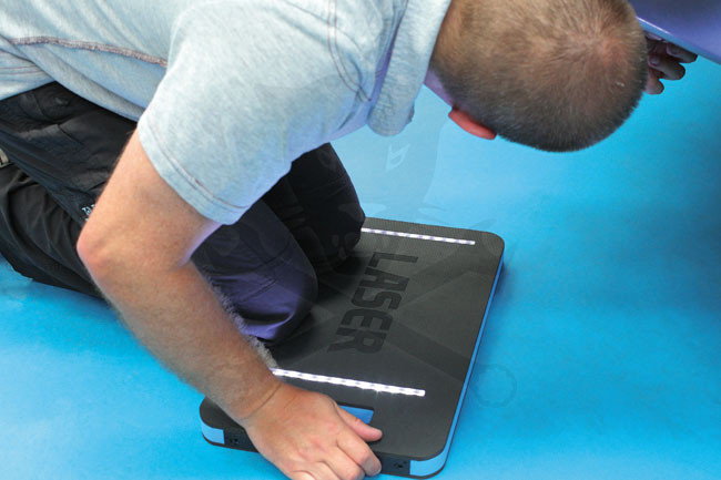 CUMIDESK Evolution - Térdelő szivacs LED világítással