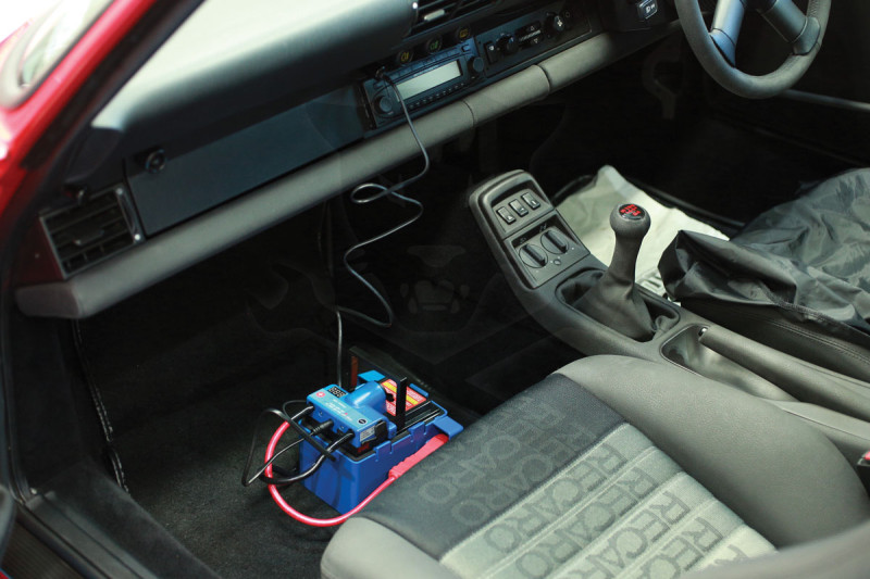 Akkumulátor bikázó-indító (starter) 12 V  -1200A -14Ah -Laser Tools