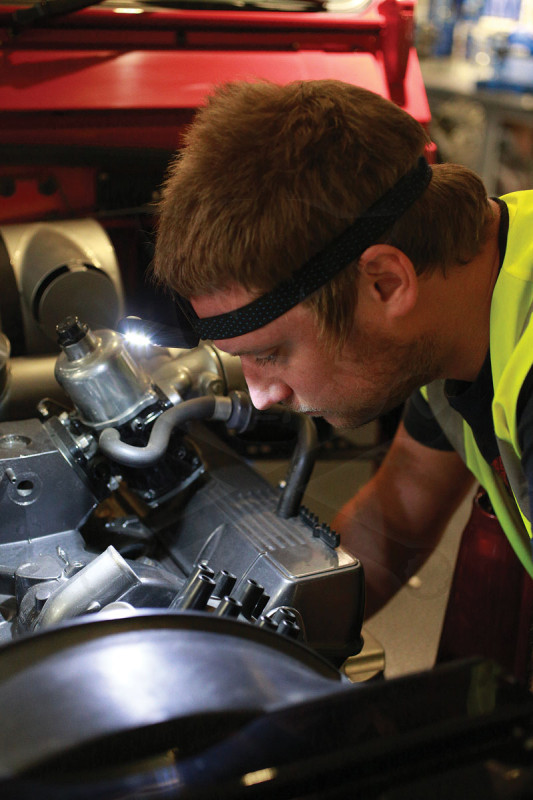 Szerelőlámpa - Fejlámpa LED 01 COB Multifunkciós, akkus USB szenzoros