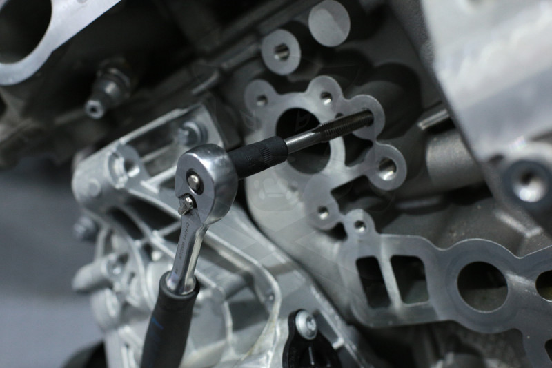 Adapter készlet menetfúrókhoz 10 db-os 4 lapú M1.5-M14 -mágneses-  Laser