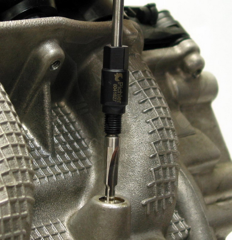 Pichler izzítógy./beletört/ kiszerelő készlet  M8x1,0 UNIVERZÁLIS -A