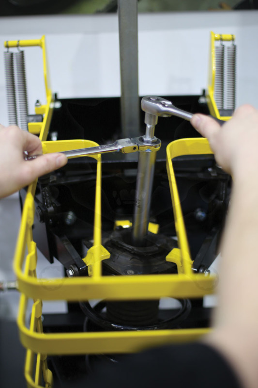 Lengéscsillapító szerelő készlet 24 db-os speciális extra hosszú