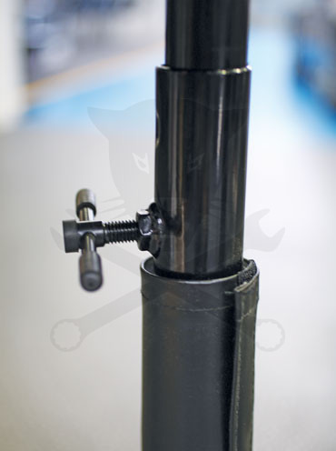 Szerszámos kocsi  - szerviztálcás