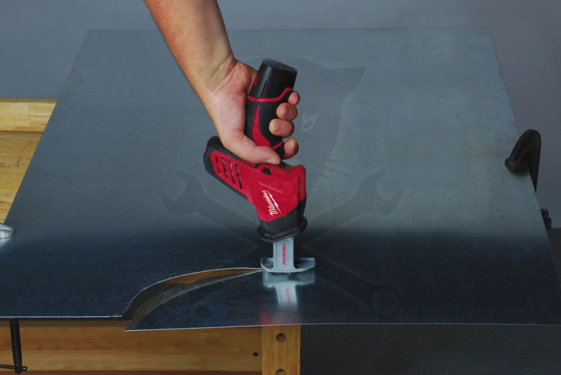 Kardfűrész, akkus M12 - akku nélkül, löket: 13 mm - Milwaukee (C12 HZ-0)