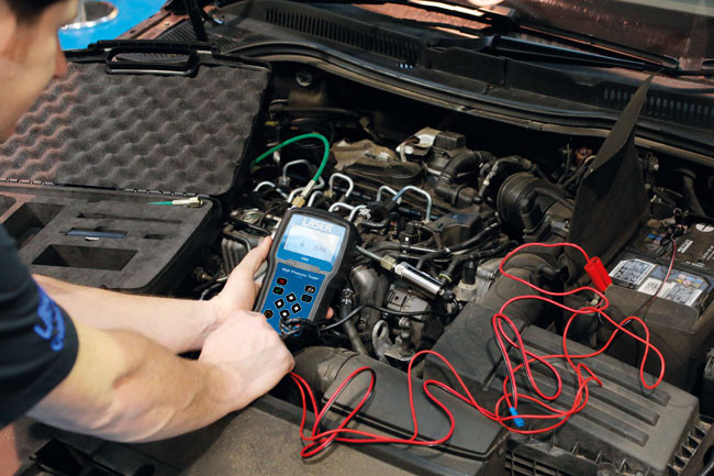 CRD Magasnyomású rendszer aktuális nyomás teszter 2000 Bar digitális