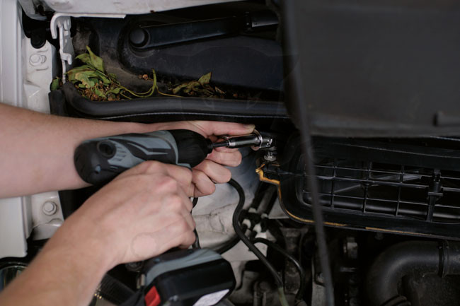 Bit behajtó 45°-os készlet 3 funkiós 3:1-ben + 10 db 1/4" Bit + adapter