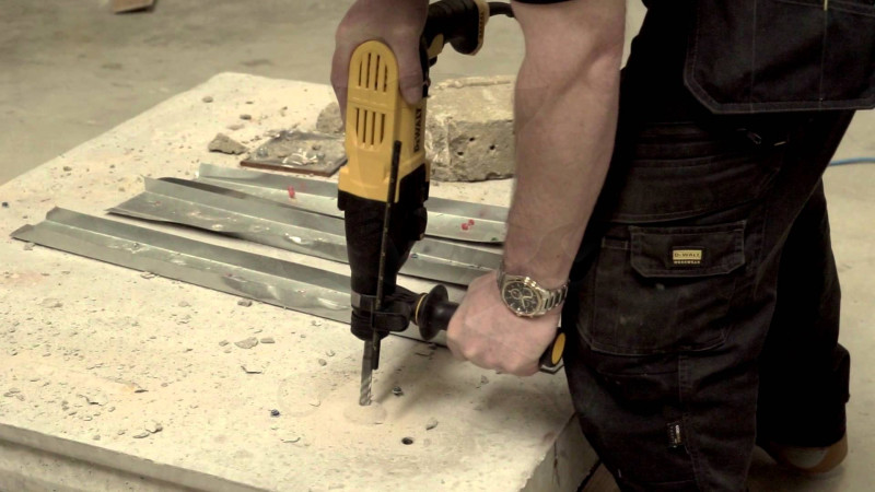 Fúrókalapács  800W 2.6 J SDS-plus - DeWalt