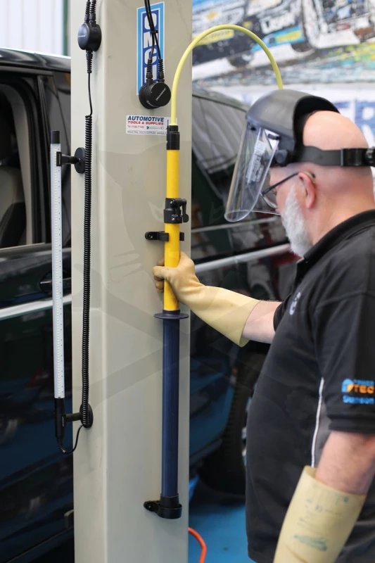 Szigetelt 1000 V mentő kampóhoz feli tartó - Laser