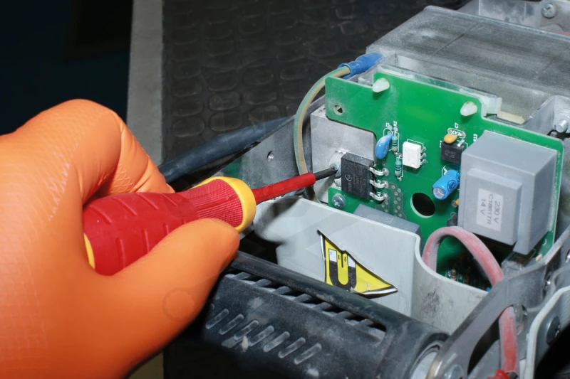 Csavarhúzó készlet 2 db-os szigetelt - VDE 1000V