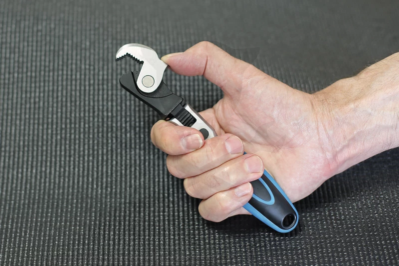 Csavarkulcs, állítható 3/8" 8-17 mm - Laser