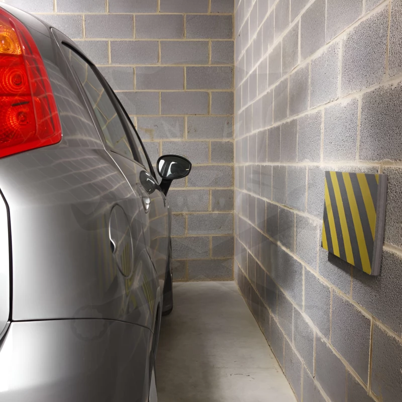 Fényezés és falvédő öntapadó szivacs garázsba 1 db-os  50x25x2,5 cm