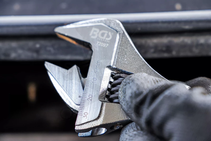 Nyomatékkulcs, digitális 4,2-85Nm állítható villáskulcs fejjel 9x12mm