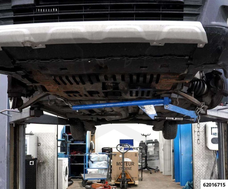 Lengőkar lefeszítő célszerszám - profi racsnis feszítővel - Pichler