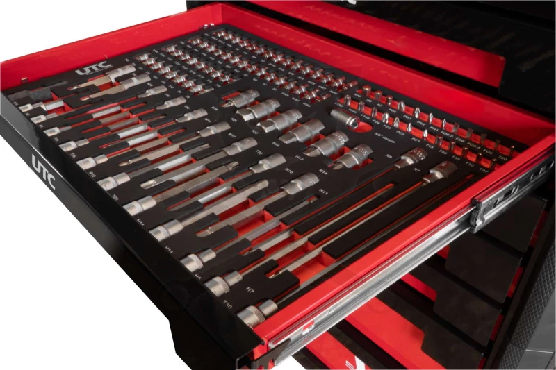 Szerszámos kocsi gyári-felszerelt 268 db-os 7 fiókos szekrény - UTC