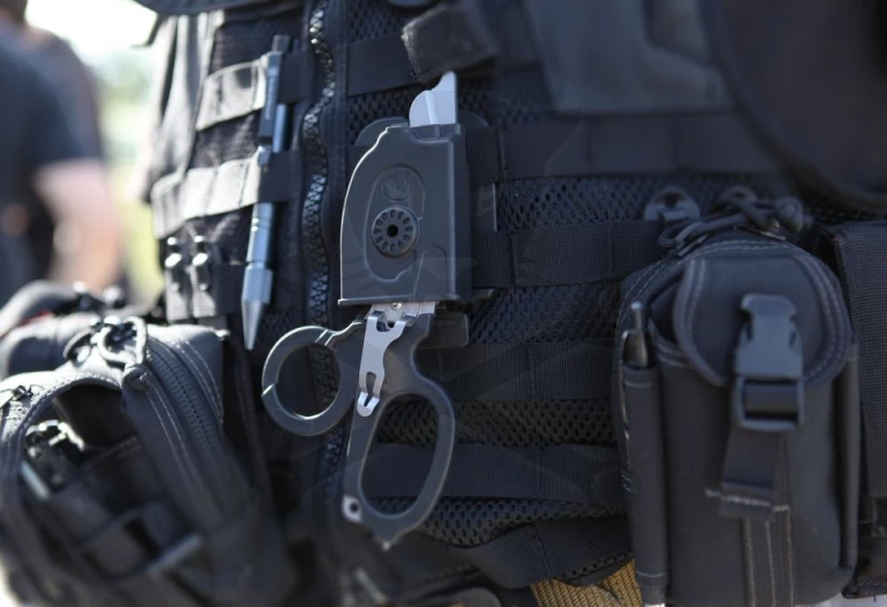 Multifunkciós szerszám Leatherman RAPTOR narancs/fekete+ Molle tok -