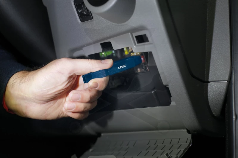 Biztosíték kiszedő és foglalat tisztító készlet - Laser