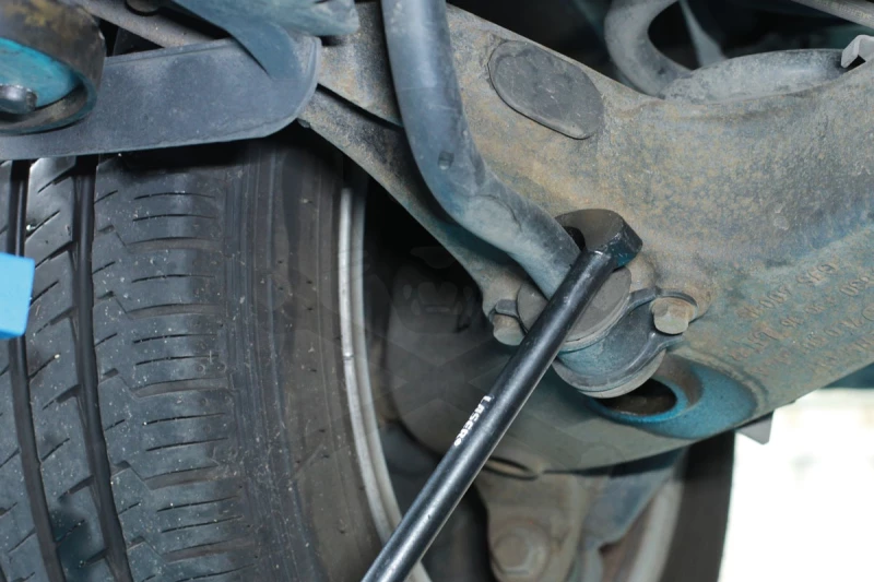 Pajszer készle kétoldali gömbölyű fej és hegyes vég kialakítás Laser