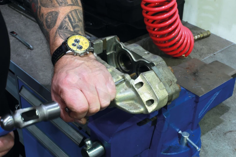 Vágó-kiütő-pontozó készlet 16 db-os - Laser