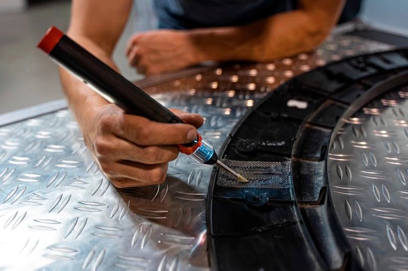 Műanyag hegesztő készlet akkus - Hubitools