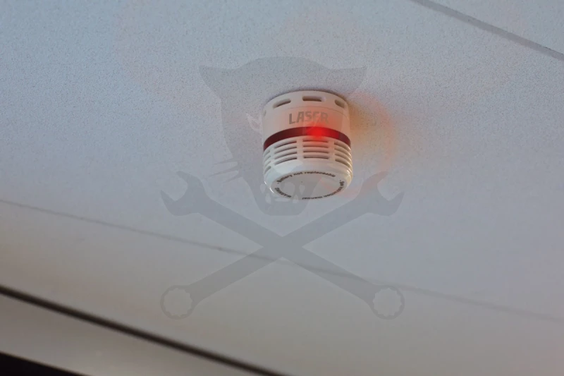 Miniatűr hordozható füstérzékelő - Laser