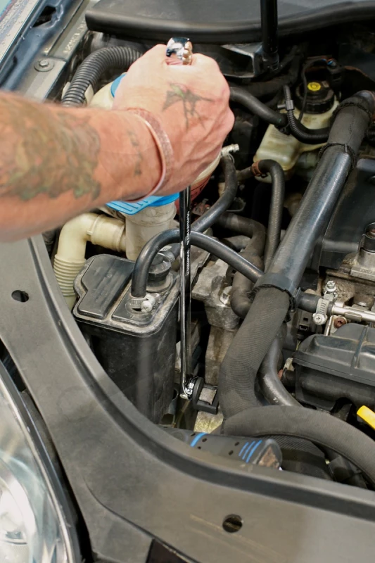 Szíjfeszítő hosszbordás szíj görgőhöz szerszámkészlet PSA, VAG, FCA -