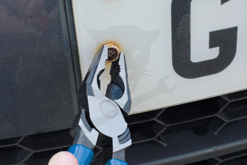 Fogó kombinált 230 mm, csavarfejek megfogásához - Laser