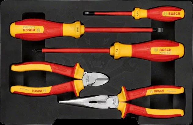 Tálcás Bosch VDE 1000V-os Fogó, csavarhúzó készlet 5 db-os