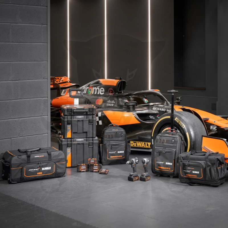 Bit készlet 32 db-os + 1/4" bittartó McLaren - Dewalt