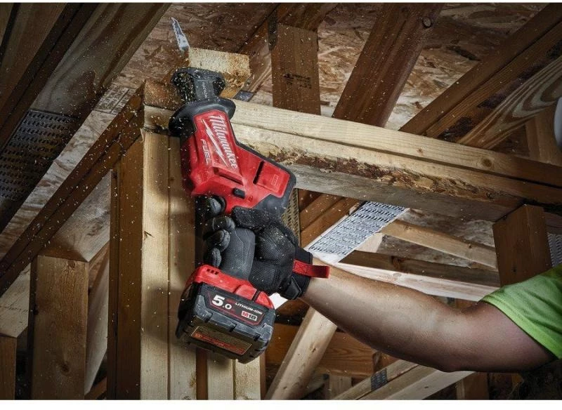 Kardfűrész, akkus M18 2 db 5 Ah, löket: 22 mm - Milwaukee (M18 FHZ-502X)