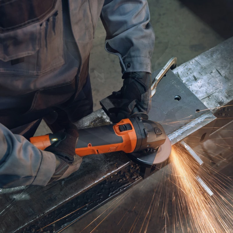 Sarokcsiszoló 125 mm 1500W - Fein (CG-15-125 BL)